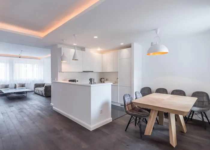 R42-boutique Apartments, Location By Bqa