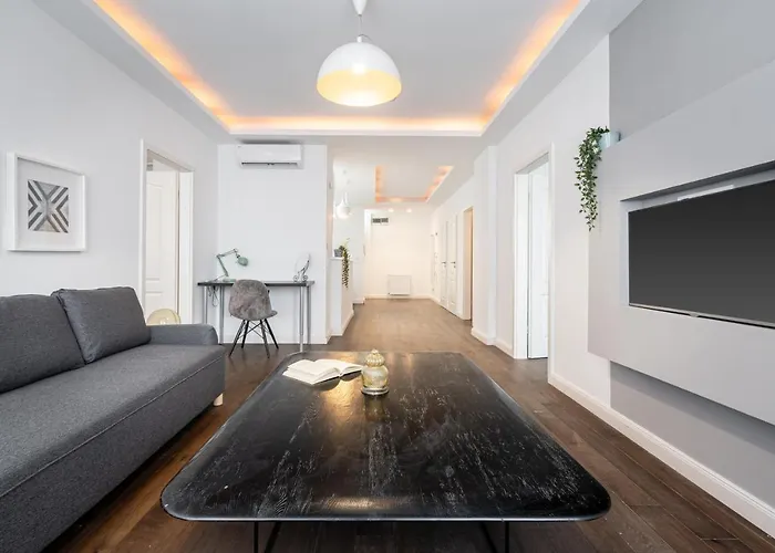 R42-boutique Apartments, Location By Bqa *