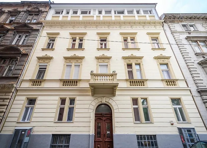 Hotel R42-boutique Apartments, Location By Bqa Budapest