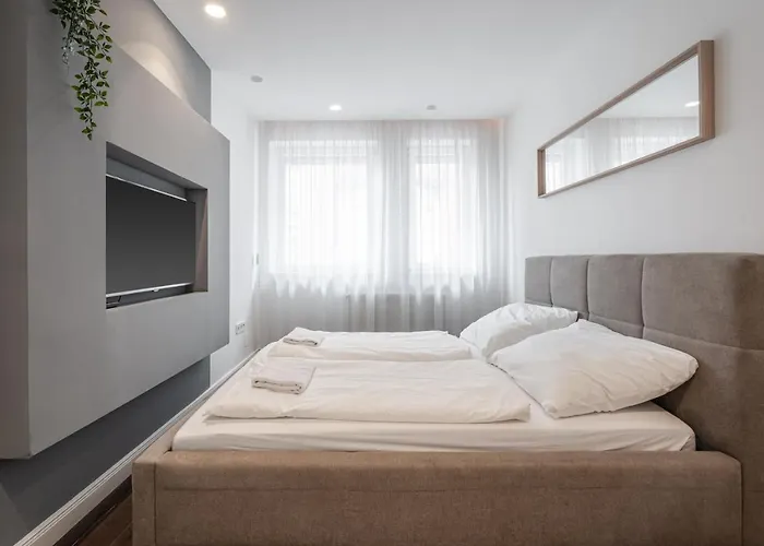 R42-boutique Apartments, Location By Bqa Hotel